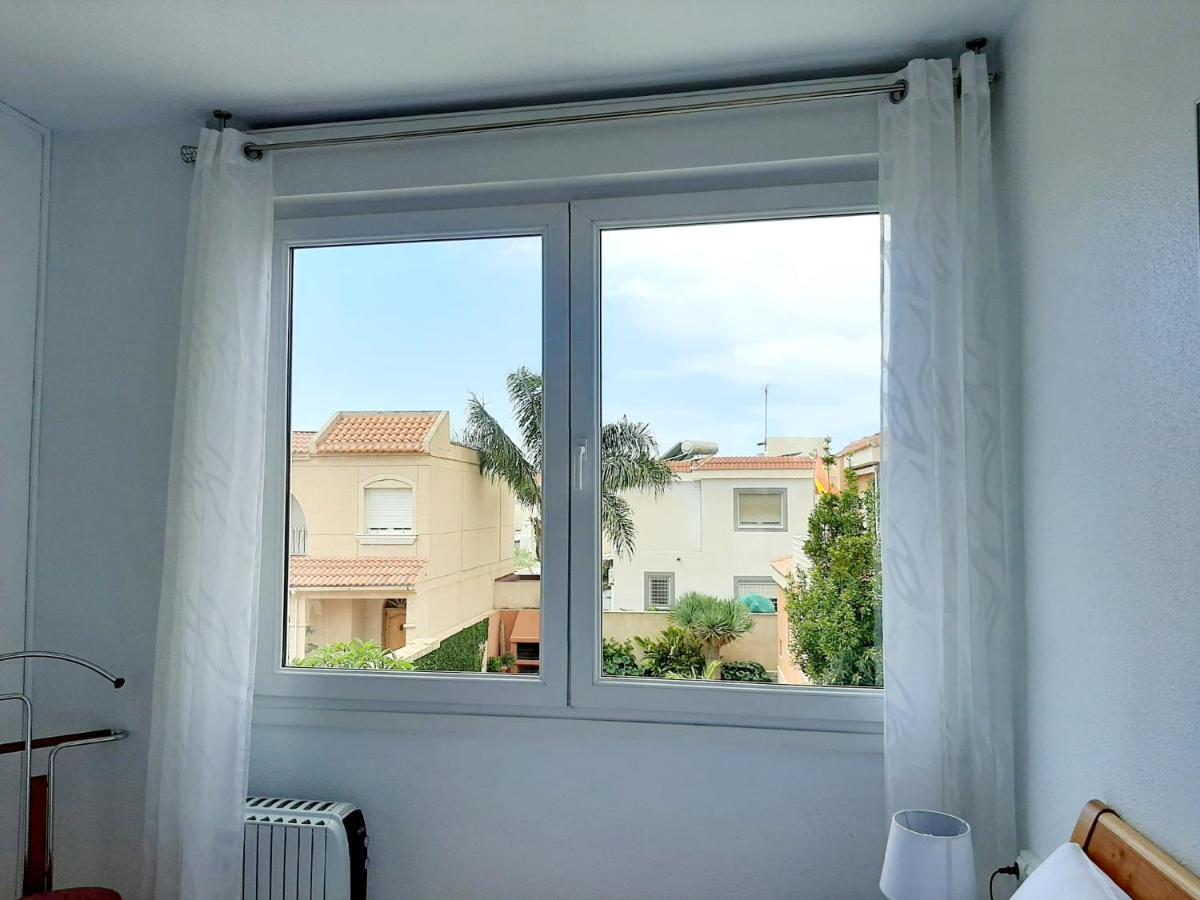 אלמריה Habitacion Avilena Tropical En Aguadulce מראה חיצוני תמונה