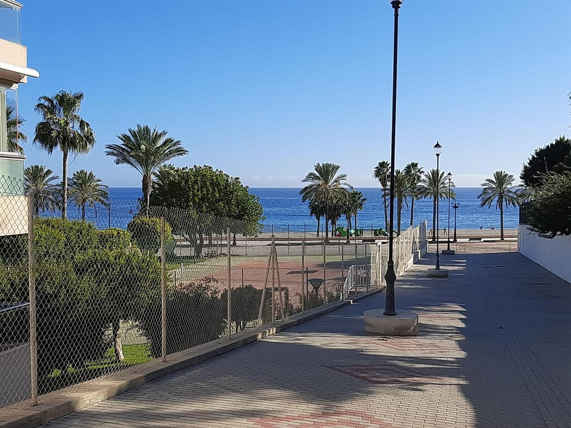 אלמריה Habitacion Avilena Tropical En Aguadulce מראה חיצוני תמונה